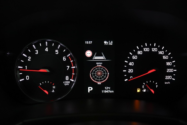 Suzuki Swift - 1.2 Style Smart Hybrid 56