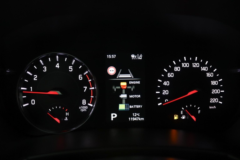 Suzuki Swift - 1.2 Style Smart Hybrid 59