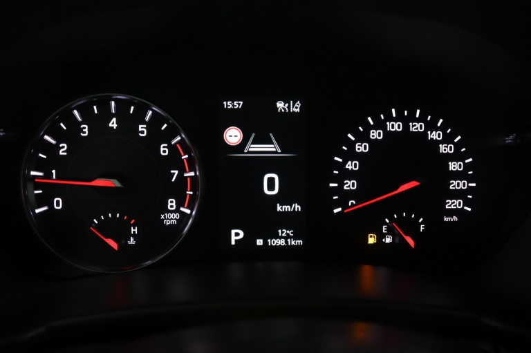 Suzuki Swift - 1.2 Style Smart Hybrid 60