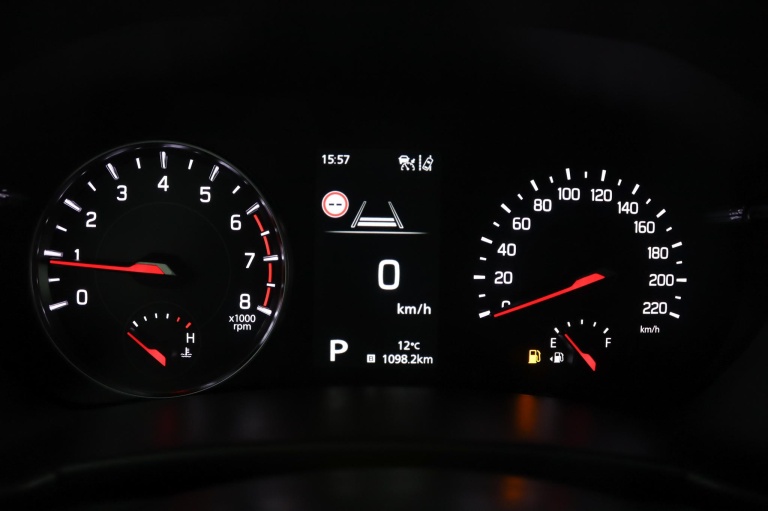 Suzuki Swift - 1.2 Style Smart Hybrid 61