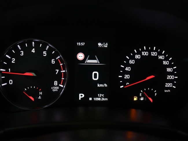 Suzuki Swift - 1.2 Style Smart Hybrid