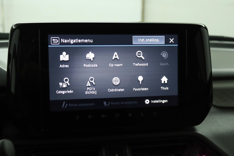 Suzuki Swift - 1.2 Style Smart Hybrid 68