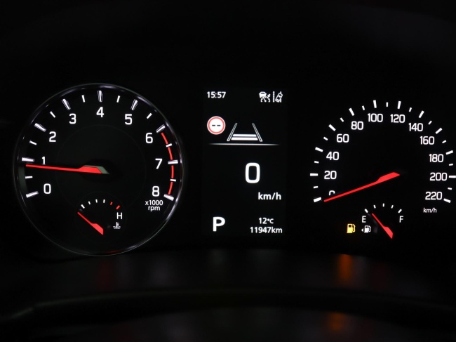 Suzuki Swift - 1.2 Style Smart Hybrid