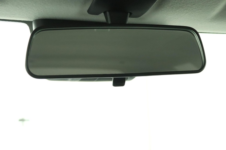 Suzuki Swift - 1.2 Style Smart Hybrid 72