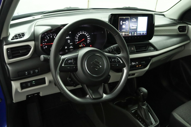 Suzuki Swift - 1.2 Style Smart Hybrid 73