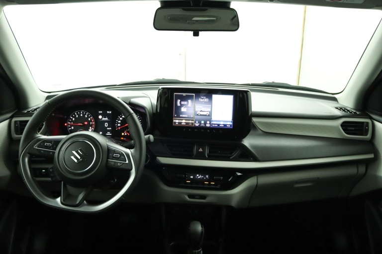 Suzuki Swift - 1.2 Style Smart Hybrid 74