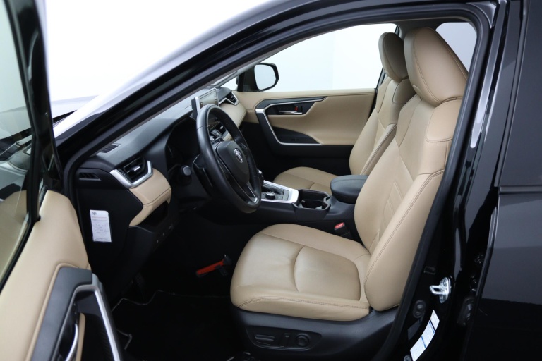 Toyota RAV4 - 2.5 Hybrid AWD Executive 17