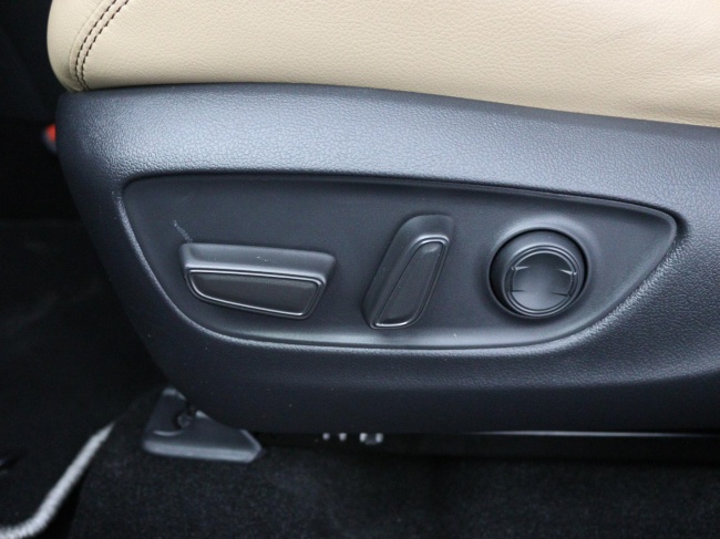 Toyota RAV4 - 2.5 Hybrid AWD Executive