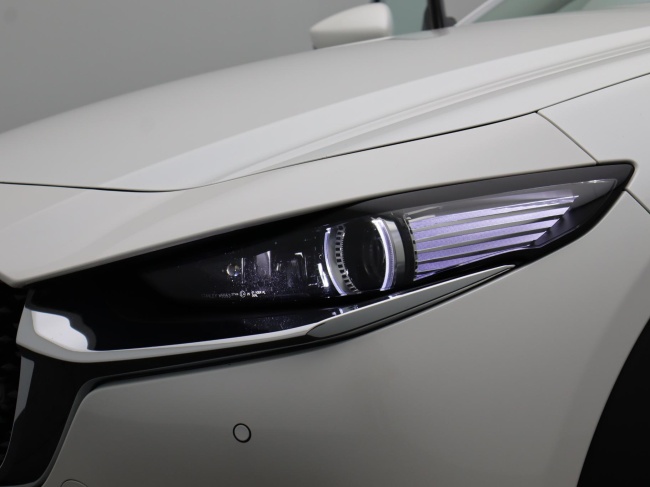 Mazda CX-30 - 2.0 e-SkyActiv-X M Hybrid Luxury