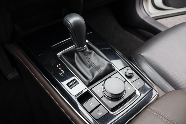 Mazda CX-30 - 2.0 e-SkyActiv-X M Hybrid Luxury 19