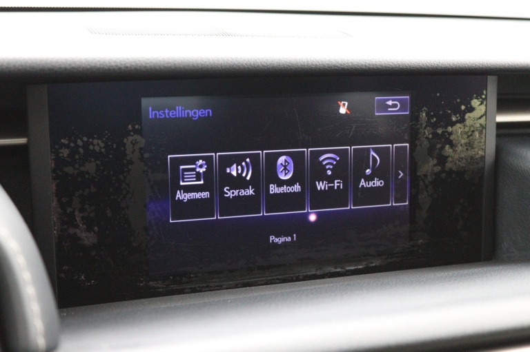 Lexus IS - 300h 25th Edition 46