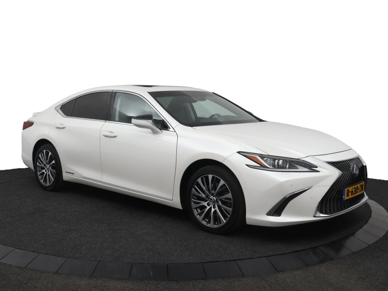 Lexus ES - 300h Preference Line 14