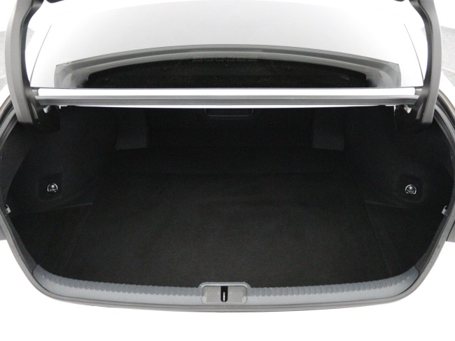 Lexus ES - 300h Preference Line