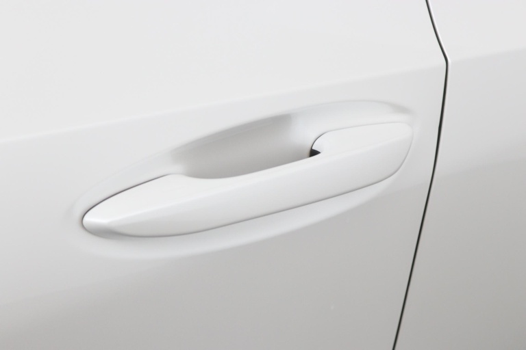 Lexus ES - 300h Preference Line 35