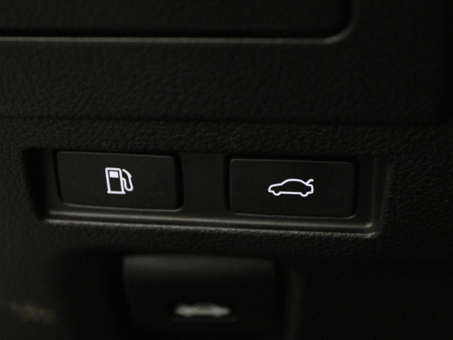 Lexus ES - 300h Preference Line