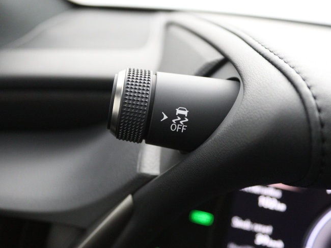 Lexus ES - 300h Preference Line