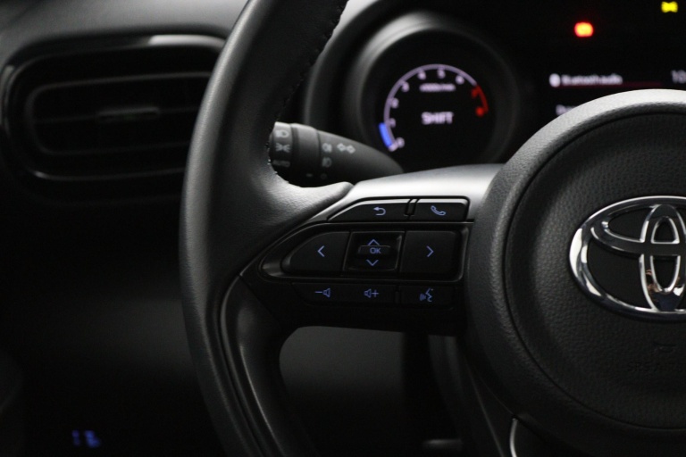 Toyota Yaris - 1.5 VVT-i Dynamic 19