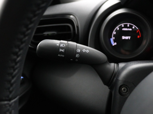 Toyota Yaris - 1.5 VVT-i Dynamic