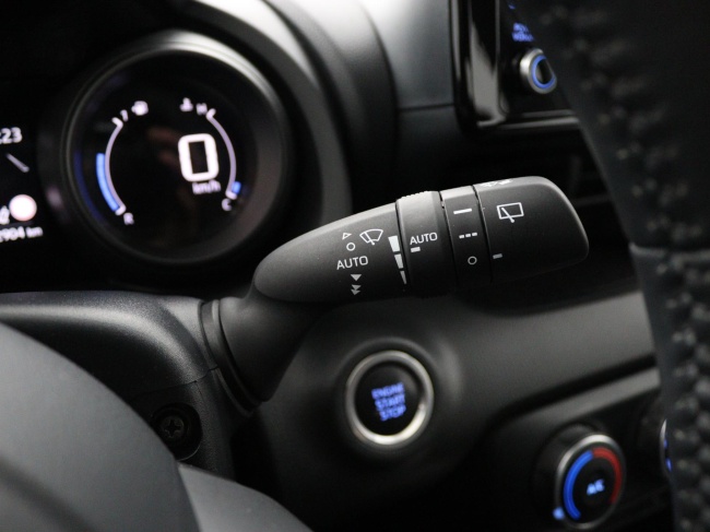 Toyota Yaris - 1.5 VVT-i Dynamic