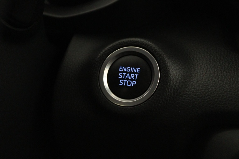 Toyota Yaris - 1.5 VVT-i Dynamic 38