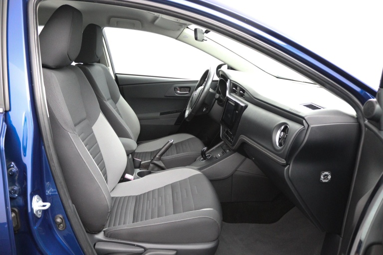 Toyota Auris - 1.8 Hybrid Aspiration 19