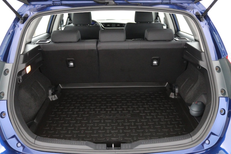 Toyota Auris - 1.8 Hybrid Aspiration 21