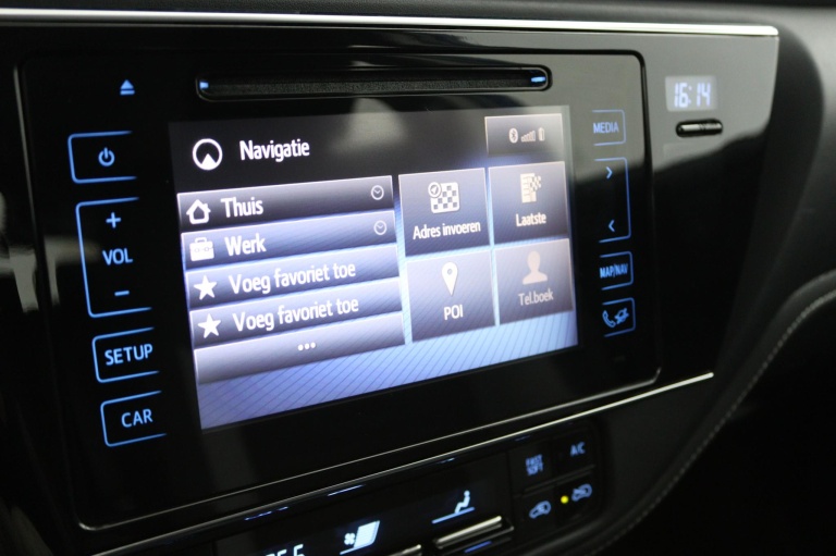 Toyota Auris - 1.8 Hybrid Aspiration 41