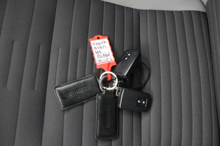 Toyota Auris - 1.8 Hybrid Aspiration 8