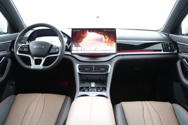 BYD SEAL U - 1.5 T DM-i AWD Design 53