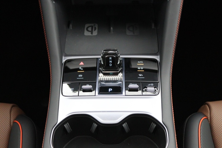 BYD SEAL U - 1.5 DM-i FWD Boost 22