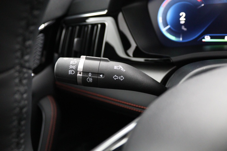 BYD SEAL U - 1.5 DM-i FWD Boost 27