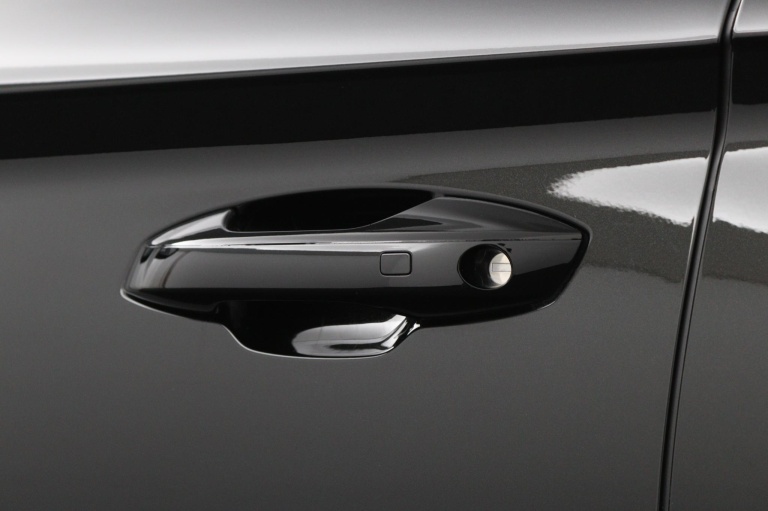 BYD SEAL U - 1.5 DM-i FWD Boost 34