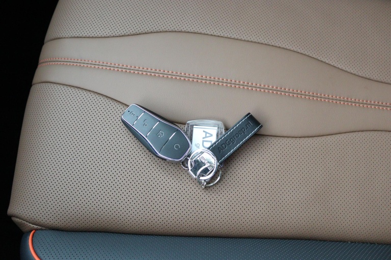 BYD SEAL U - 1.5 DM-i FWD Boost 9