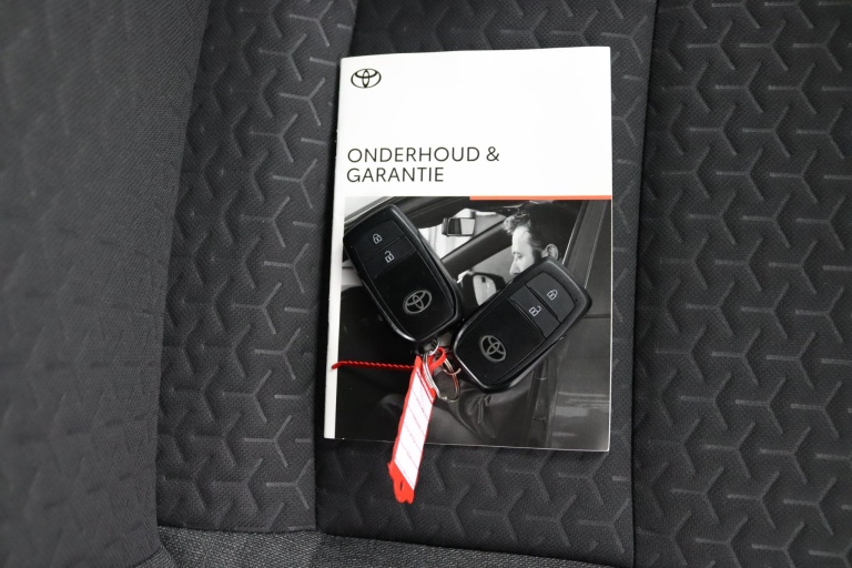 Toyota Yaris Cross - 1.5 Hybrid First Edition 26