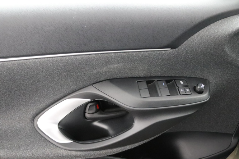 Toyota Yaris Cross - 1.5 Hybrid First Edition 31