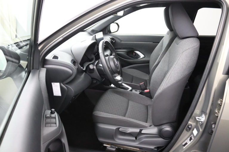 Toyota Yaris Cross - 1.5 Hybrid First Edition 9