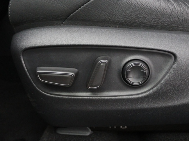 Toyota RAV4 - 2.5 Hybrid AWD GR