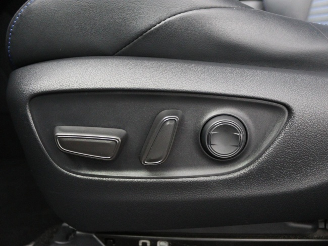 Toyota RAV4 - 2.5 Hybrid Bi-Tone