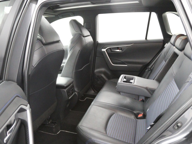 Toyota RAV4 - 2.5 Hybrid Bi-Tone