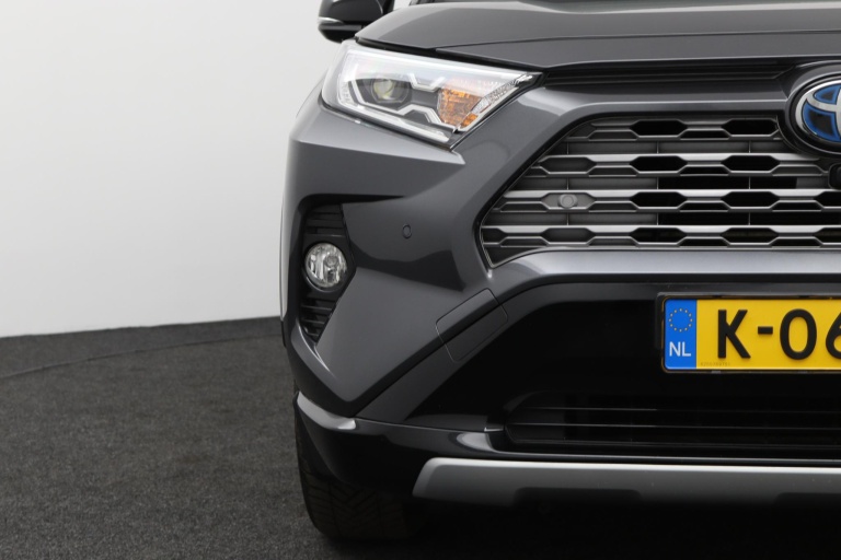 Toyota RAV4 - 2.5 Hybrid Bi-Tone 41