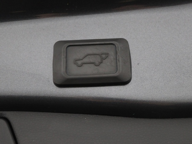 Toyota RAV4 - 2.5 Hybrid Bi-Tone