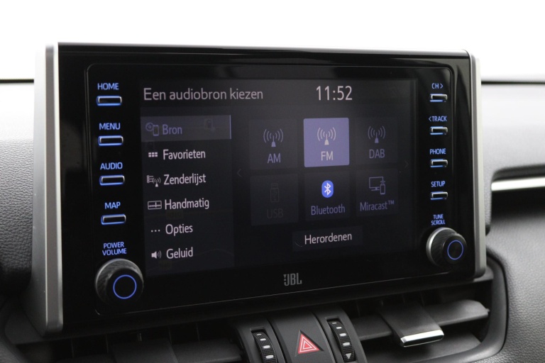 Toyota RAV4 - 2.5 Hybrid Bi-Tone 46