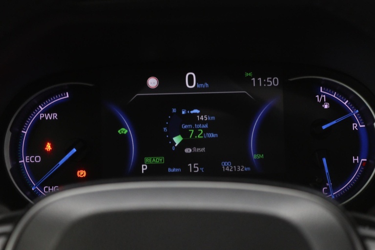 Toyota RAV4 - 2.5 Hybrid Bi-Tone 6