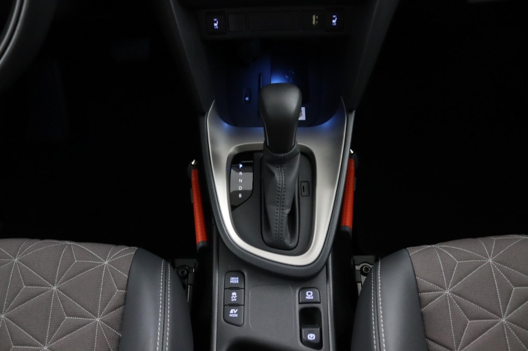 Toyota Yaris Cross - 1.5 Hybrid Executive 24