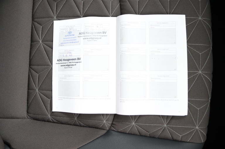 Toyota Yaris Cross - 1.5 Hybrid Executive 28