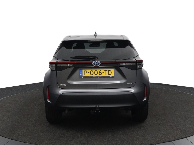 Toyota Yaris Cross - 1.5 Hybrid Executive 8