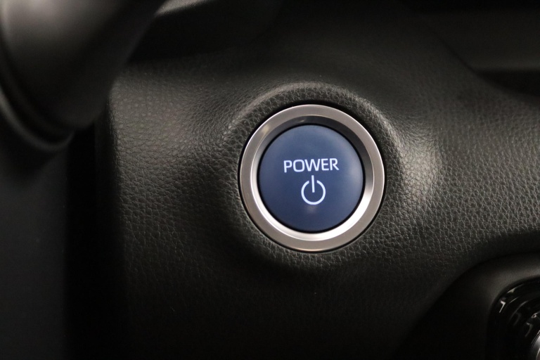 Toyota Yaris - 1.5 Hybrid Dynamic 17