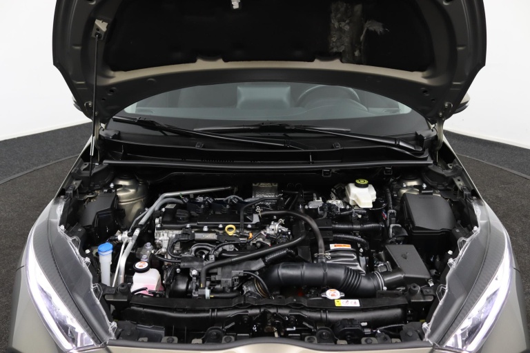 Toyota Yaris - 1.5 Hybrid Dynamic 33