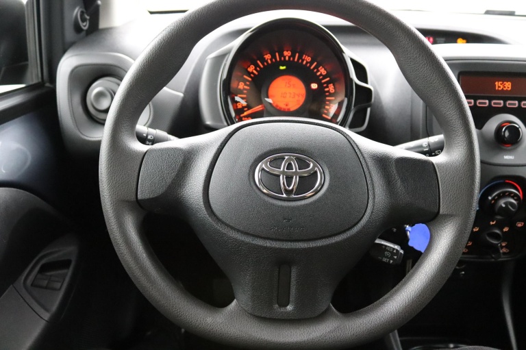 Toyota Aygo - 1.0 VVT-i x-now 15