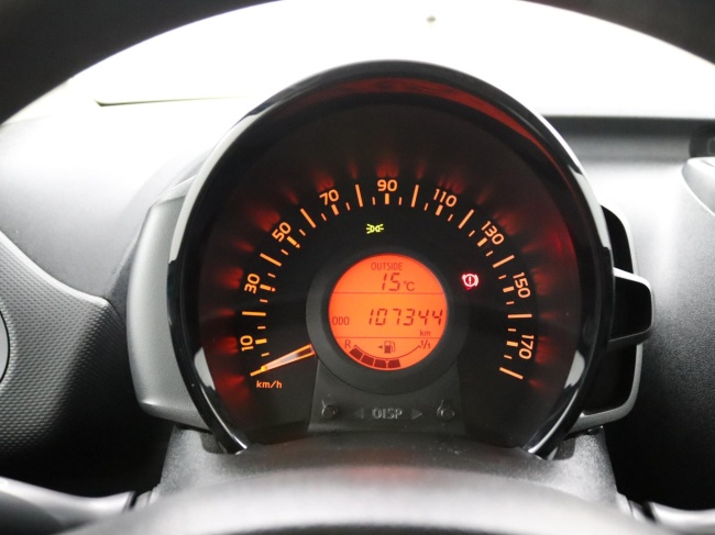 Toyota Aygo - 1.0 VVT-i x-now